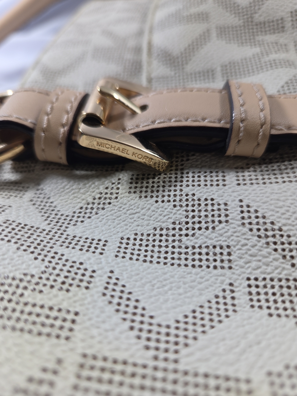 Michael Kors Cream & Tan MK Logo Tote - Picture 6 of 15